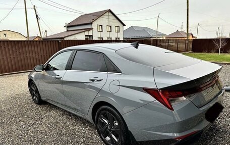 Hyundai Elantra, 2022 год, 1 740 000 рублей, 4 фотография