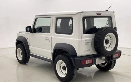 Suzuki Jimny, 2022 год, 2 420 000 рублей, 2 фотография