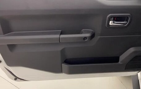 Suzuki Jimny, 2022 год, 2 420 000 рублей, 14 фотография