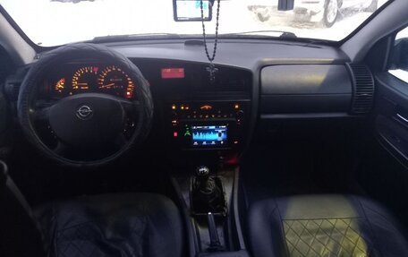 Opel Omega B, 2002 год, 193 000 рублей, 4 фотография