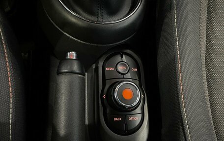 MINI Hatch, 2020 год, 1 989 000 рублей, 10 фотография