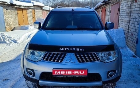 Mitsubishi Pajero Sport II рестайлинг, 2012 год, 1 670 000 рублей, 1 фотография