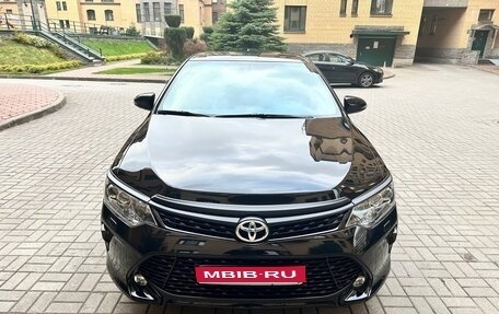 Toyota Camry, 2017 год, 3 300 000 рублей, 1 фотография