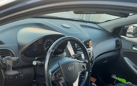 Hyundai Solaris II рестайлинг, 2015 год, 1 170 000 рублей, 7 фотография