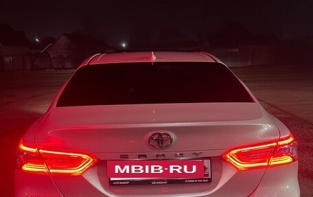 Toyota Camry, 2020 год, 2 790 000 рублей, 7 фотография