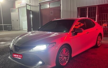Toyota Camry, 2020 год, 2 790 000 рублей, 4 фотография