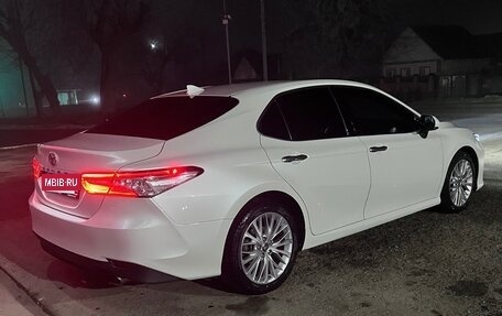 Toyota Camry, 2020 год, 2 790 000 рублей, 2 фотография