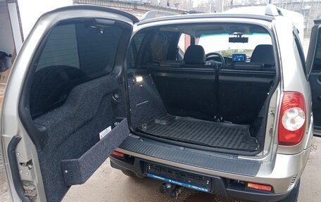 Chevrolet Niva I рестайлинг, 2012 год, 650 000 рублей, 2 фотография