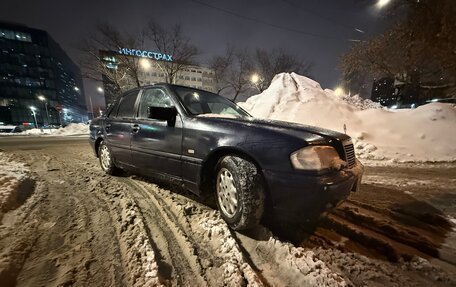 Mercedes-Benz C-Класс, 2000 год, 350 000 рублей, 6 фотография