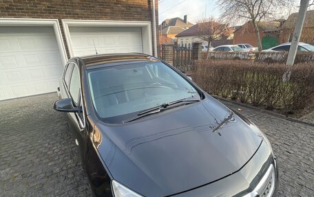 Opel Astra J, 2011 год, 740 000 рублей, 10 фотография