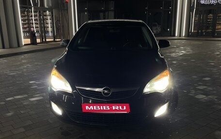 Opel Astra J, 2011 год, 740 000 рублей, 15 фотография