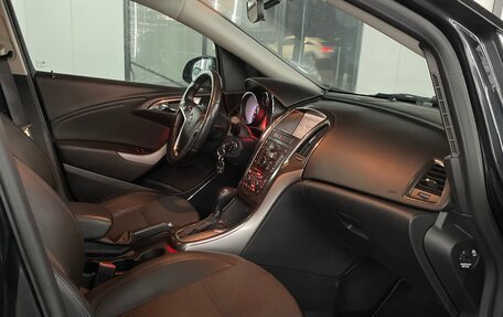 Opel Astra J, 2011 год, 740 000 рублей, 25 фотография