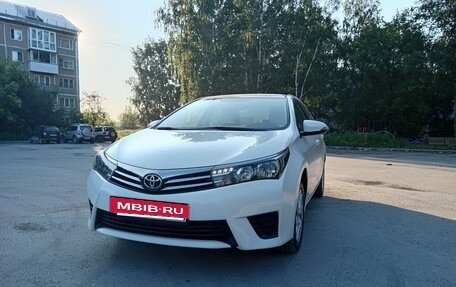Toyota Corolla, 2013 год, 1 200 000 рублей, 9 фотография