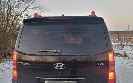 Hyundai Grand Starex Grand Starex I рестайлинг 2, 2009 год, 750 000 рублей, 3 фотография