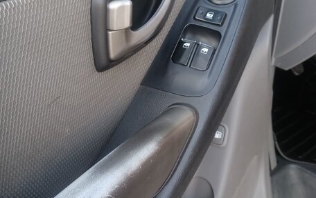 Hyundai Grand Starex Grand Starex I рестайлинг 2, 2009 год, 750 000 рублей, 10 фотография