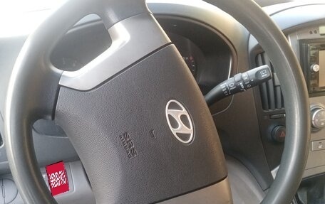 Hyundai Grand Starex Grand Starex I рестайлинг 2, 2009 год, 750 000 рублей, 9 фотография