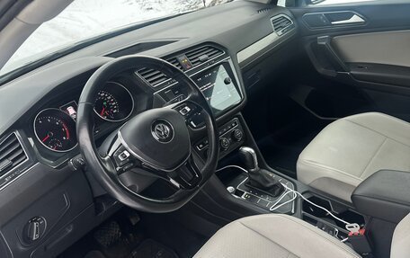 Volkswagen Tiguan II, 2019 год, 2 190 000 рублей, 4 фотография