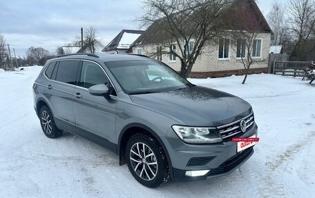 Volkswagen Tiguan II, 2019 год, 2 190 000 рублей, 7 фотография