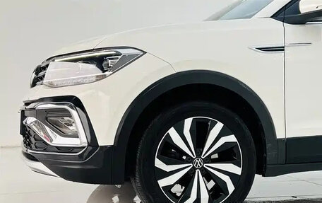 Volkswagen T-Cross I, 2021 год, 1 639 900 рублей, 8 фотография