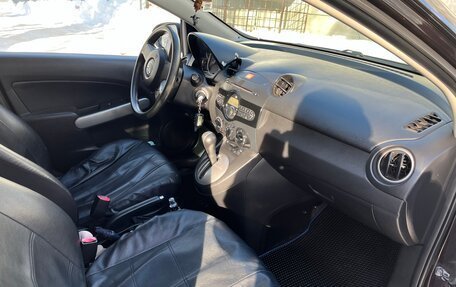 Mazda 2 III, 2011 год, 690 000 рублей, 9 фотография