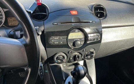 Mazda 2 III, 2011 год, 690 000 рублей, 14 фотография