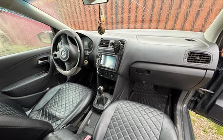 Volkswagen Polo VI (EU Market), 2012 год, 650 000 рублей, 4 фотография