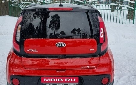 KIA Soul II рестайлинг, 2018 год, 1 990 000 рублей, 3 фотография