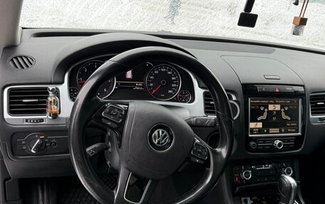 Volkswagen Touareg III, 2014 год, 2 900 000 рублей, 4 фотография