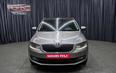 Skoda Octavia, 2017 год, 1 798 000 рублей, 2 фотография