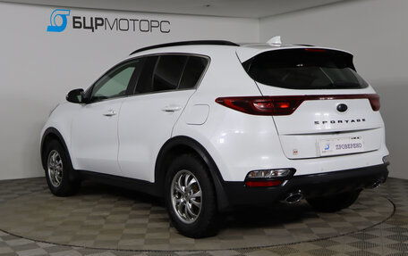KIA Sportage IV рестайлинг, 2021 год, 2 399 990 рублей, 8 фотография