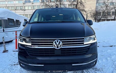 Volkswagen Multivan T6 рестайлинг, 2023 год, 7 950 000 рублей, 9 фотография