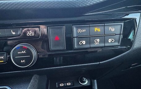 Volkswagen Multivan T6 рестайлинг, 2023 год, 7 950 000 рублей, 12 фотография