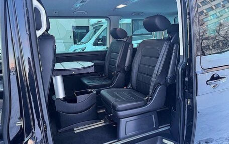 Volkswagen Multivan T6 рестайлинг, 2023 год, 7 950 000 рублей, 17 фотография