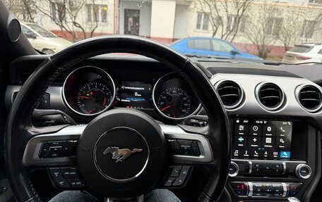 Ford Mustang VI рестайлинг, 2018 год, 2 600 000 рублей, 10 фотография