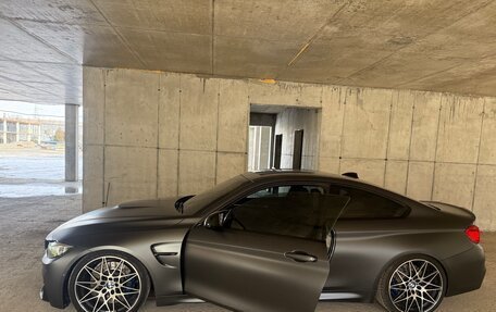 BMW M4, 2018 год, 4 500 000 рублей, 10 фотография