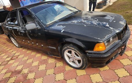 BMW 3 серия, 1993 год, 101 000 рублей, 1 фотография