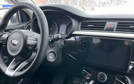 KIA Rio IV, 2018 год, 1 200 000 рублей, 6 фотография