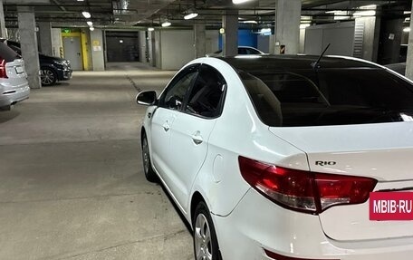 KIA Rio III рестайлинг, 2015 год, 590 000 рублей, 8 фотография