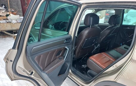 Volkswagen Tiguan II, 2019 год, 2 099 000 рублей, 6 фотография