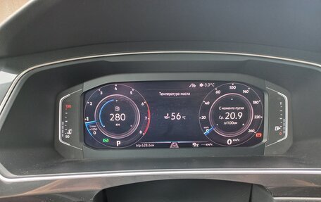 Volkswagen Tiguan II, 2019 год, 2 099 000 рублей, 11 фотография