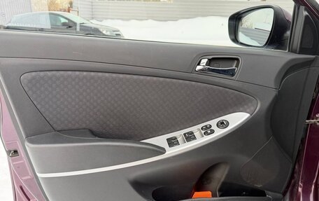 Hyundai Solaris II рестайлинг, 2013 год, 920 000 рублей, 6 фотография