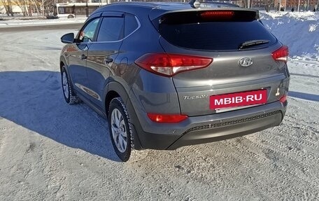 Hyundai Tucson III, 2018 год, 2 400 000 рублей, 15 фотография