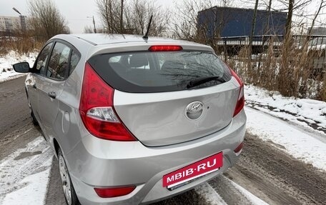 Hyundai Solaris II рестайлинг, 2011 год, 485 000 рублей, 5 фотография