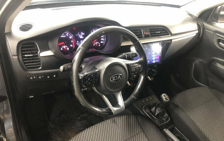 KIA Rio IV, 2017 год, 949 000 рублей, 10 фотография