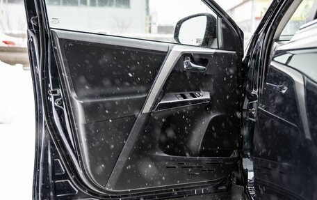 Toyota RAV4, 2017 год, 2 298 000 рублей, 9 фотография