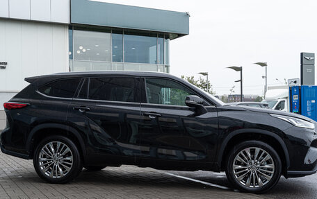 Toyota Highlander, 2025 год, 5 фотография