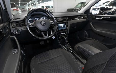 Skoda Rapid I, 2018 год, 1 370 000 рублей, 7 фотография