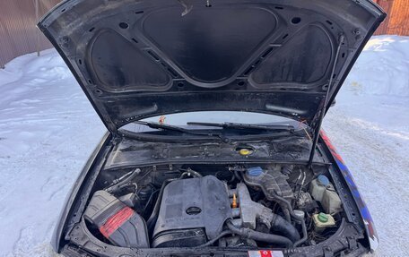 Audi A4, 2002 год, 340 000 рублей, 5 фотография