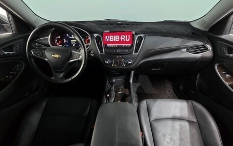 Chevrolet Malibu IX, 2022 год, 1 500 000 рублей, 2 фотография