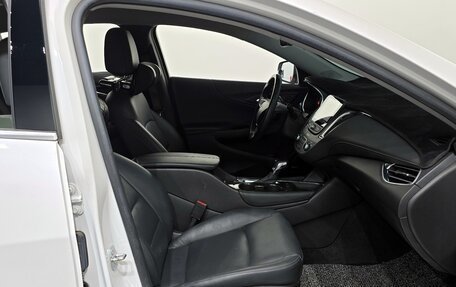 Chevrolet Malibu IX, 2022 год, 1 500 000 рублей, 6 фотография